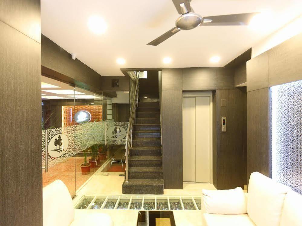 Oyo Anna Salai Greams Road Apollo 3*