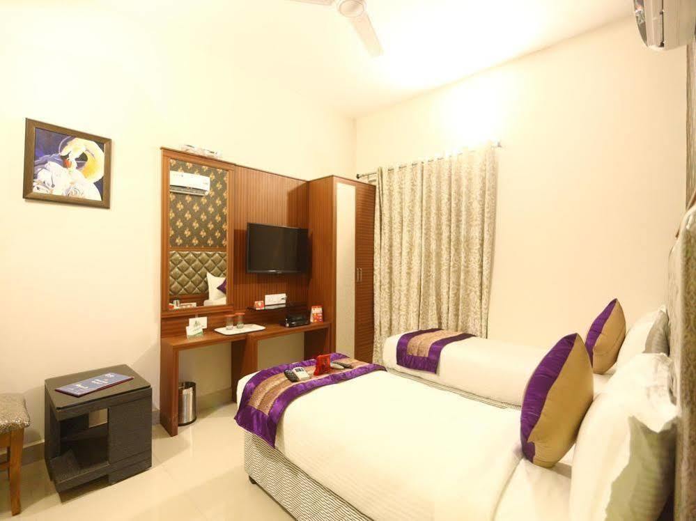 Oyo Anna Salai Greams Road Apollo Hotel