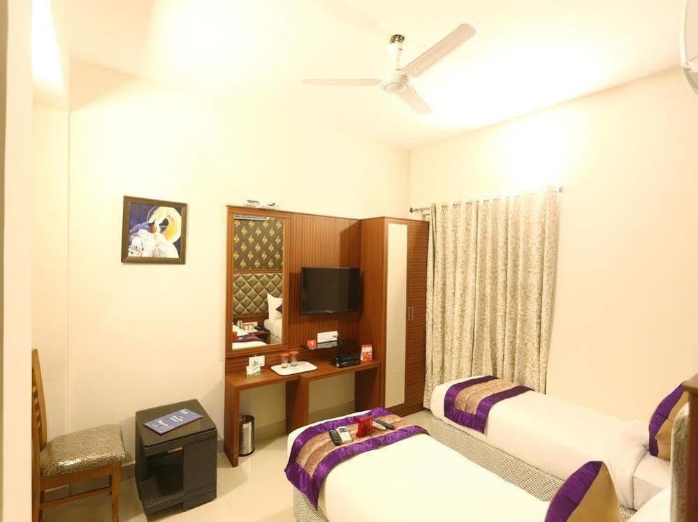 Oyo Anna Salai Greams Road Apollo Hotel